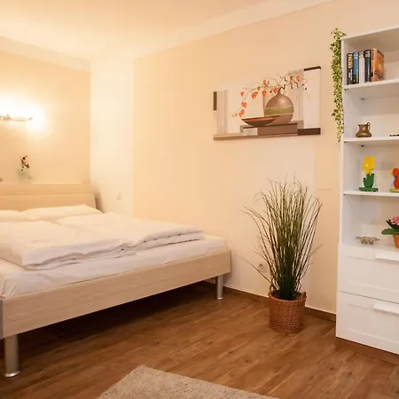 Am Waltenberg 47 Apartment *